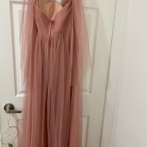 Peach color bridesmaids - Picture 1 of 4